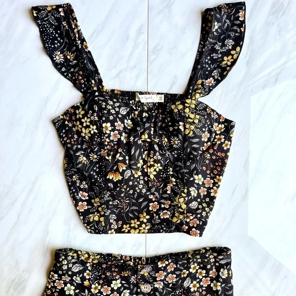 Live to be Spoiled Two Piece Set - Picture 1 of 11